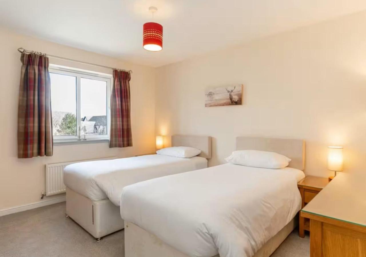 The View At No 10 Apartment Aviemore Exterior foto