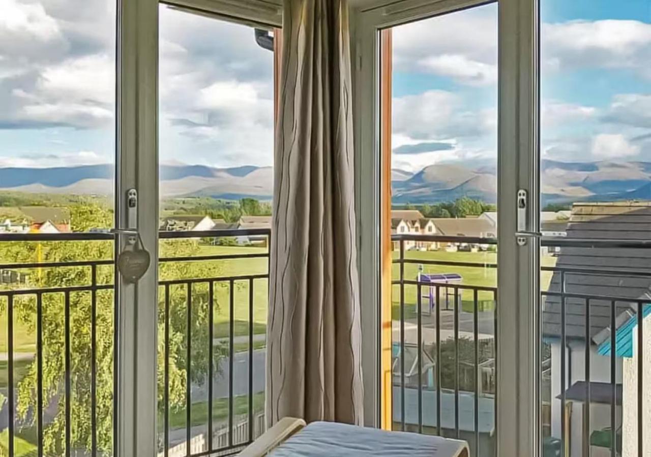 The View At No 10 Apartment Aviemore Exterior foto